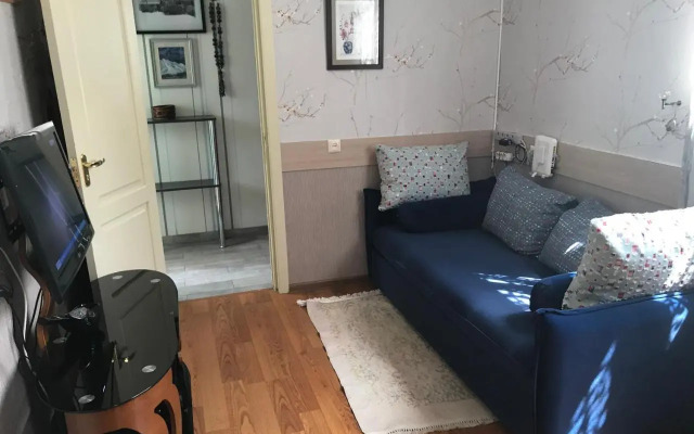 flat 44