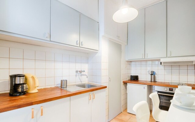 Large one Room Apartment - Notre Dame de la Garde