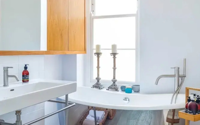 Exceptional Renovated Period Home in Clifton