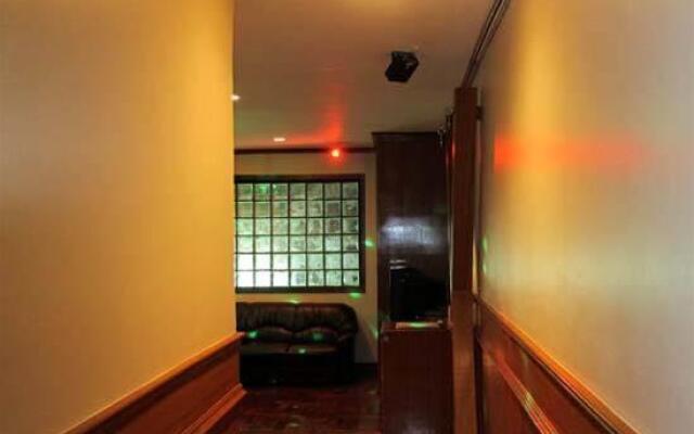 BBB Inn Hotel 
