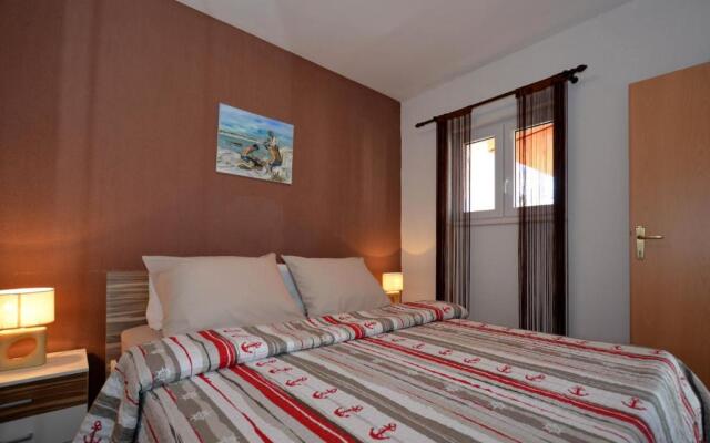 Apartments Maslina
