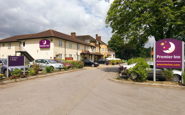 Premier Inn Bagshot