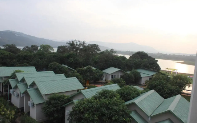 Mango Leaf Lake Resort