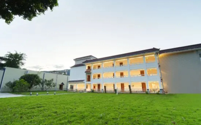 Erlang Mountain Hotel