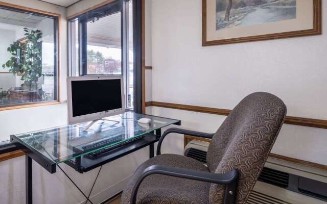 Travelodge by Wyndham Merrill