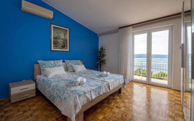 Awesome Home in Dramalj With Wifi and 5 Bedrooms