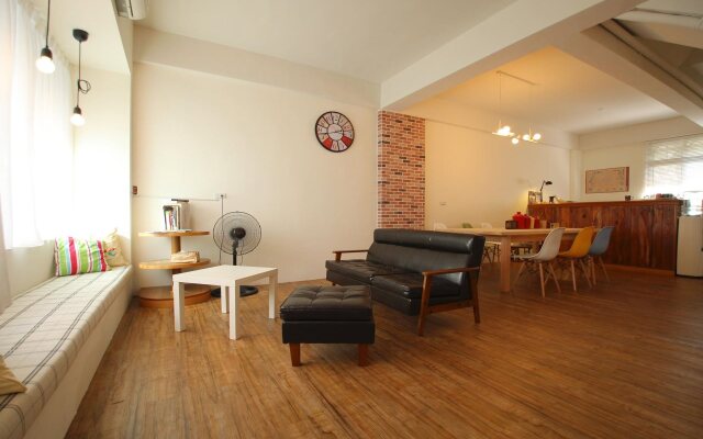 Cozy House Hostel