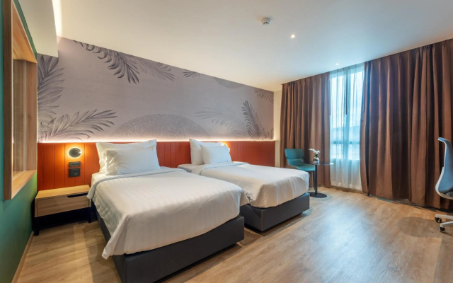 Buri Sriphu Hotel