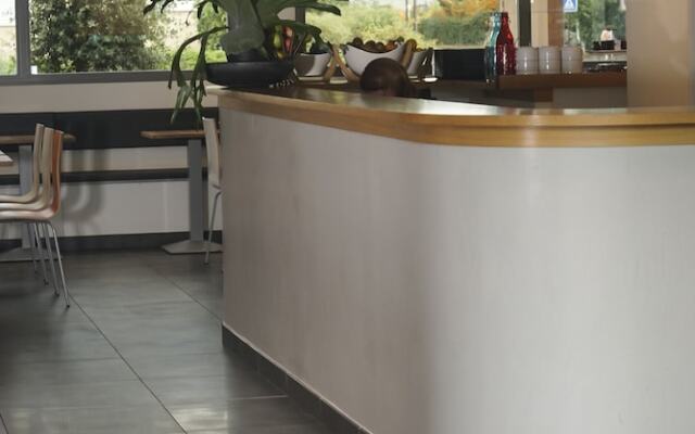 H24 HOTEL Le Mans