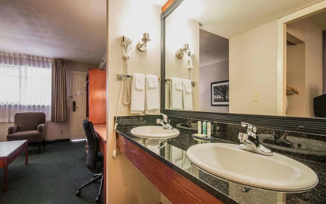 Econo Lodge