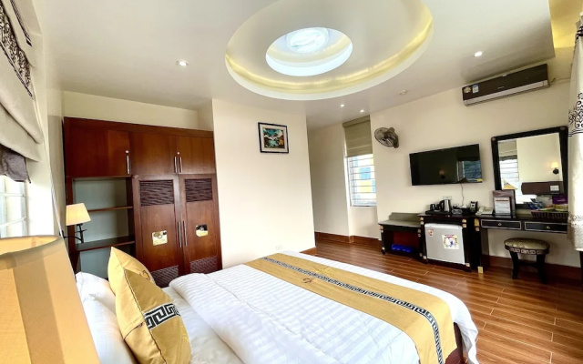 Libra Hotel