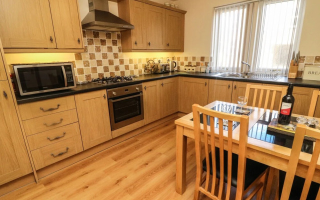 Bytheway Cottage