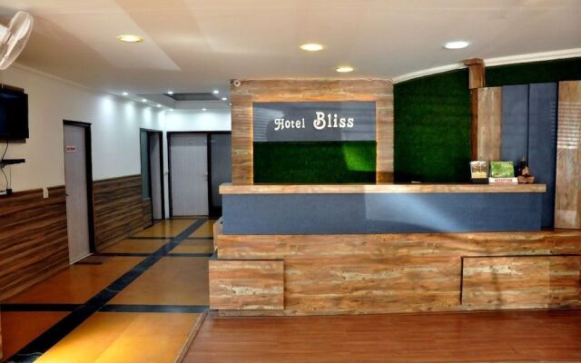 Hotel Bliss