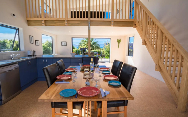 Tapu Bay Treasure - Kaiteriteri Holiday Home