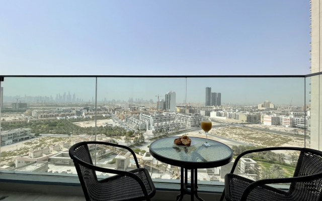 Spacious & Cute Studio with Balcony