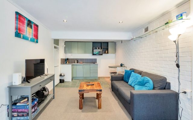 Rustic 1br in Kohimarama Parking & Wifi