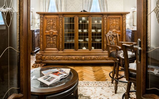 Exclusive Royal Apartments