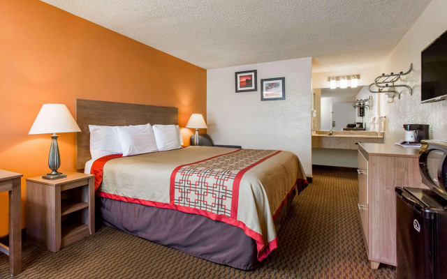 Days Inn by Wyndham Norfolk Airport