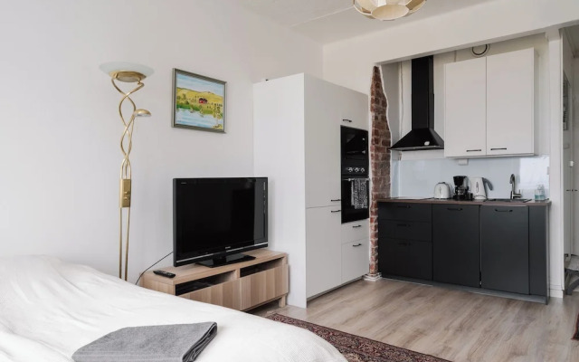 Renovated Top Floor Studio in Kallio
