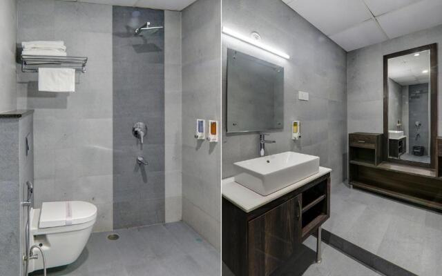 Fabhotel Ananda Inn