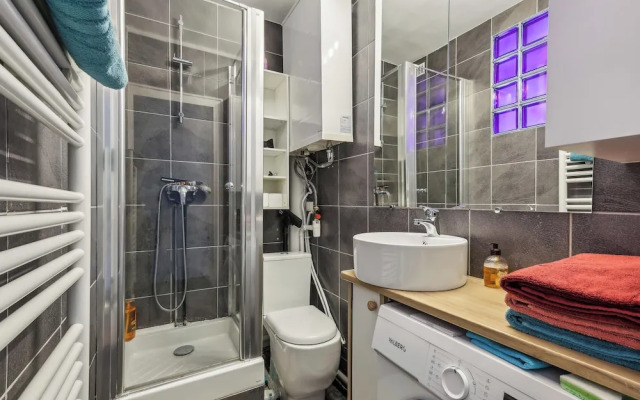 Paris 1BR in front of Montparnasse Tower