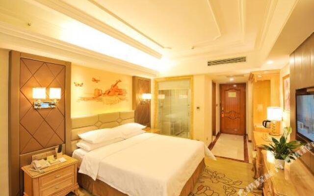 Vienna International Hotel (Wuhan Yangguang Yuhang)