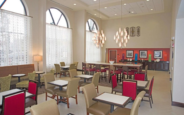 Hampton Inn Schenectady Downtown