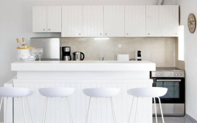 Family Maisonette with pool #3