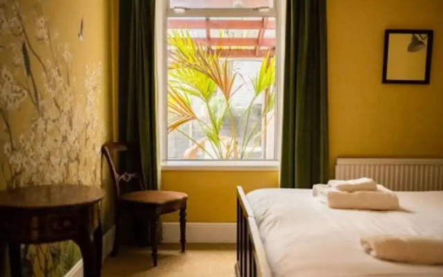 Host Stay Wellington House