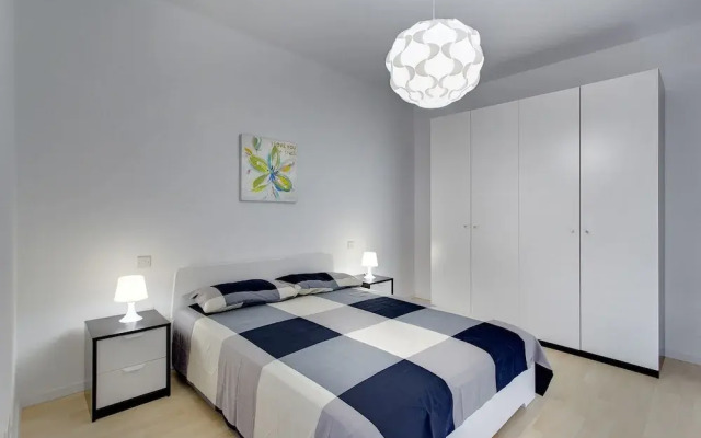 Modern Apartment With Stunning Seaviews