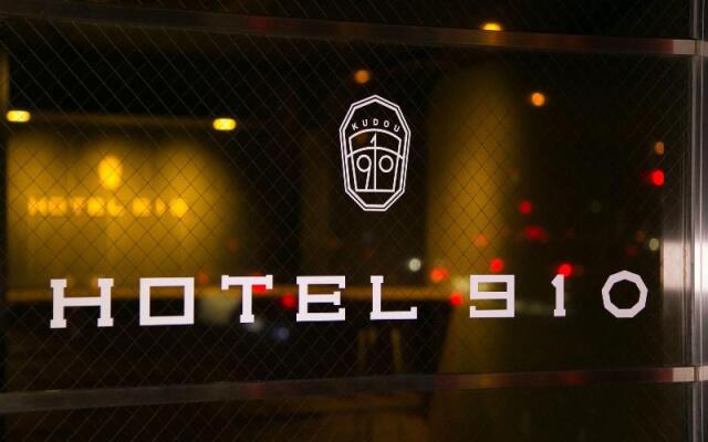 Hotel 910