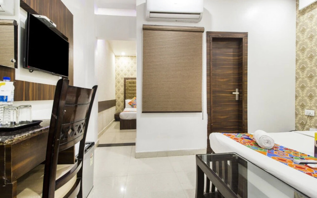 OYO Flagship 29074 Golden Temple Road