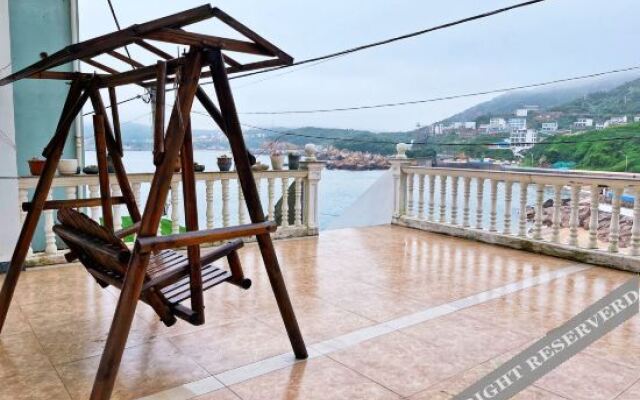 Shengsi Qinfeng fishing house