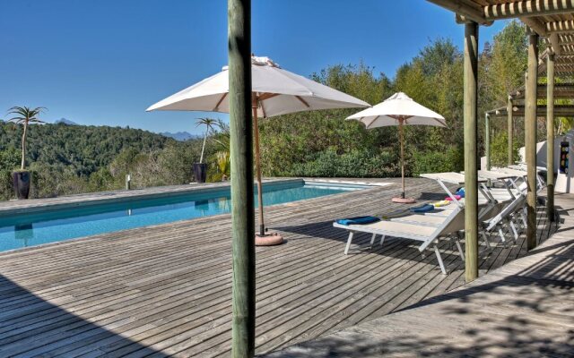 Hog Hollow Country Lodge