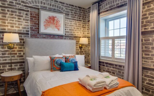 563 King Signature Apartments