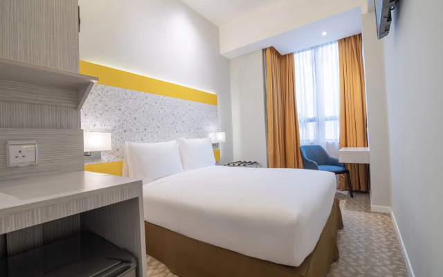 Holiday Inn Express & Suites Johor Bahru by IHG – Guest Rooms – Johor Bahru