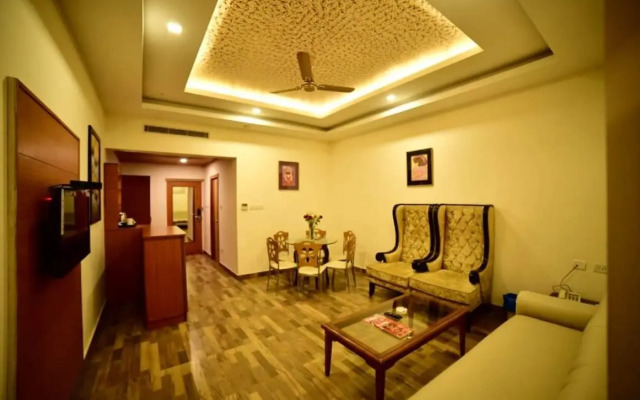 Grand Continental Hotel