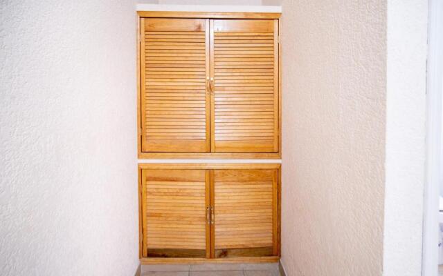 PENINSULA STAYS Business Hotel 2 CAMAS Matrimoniales