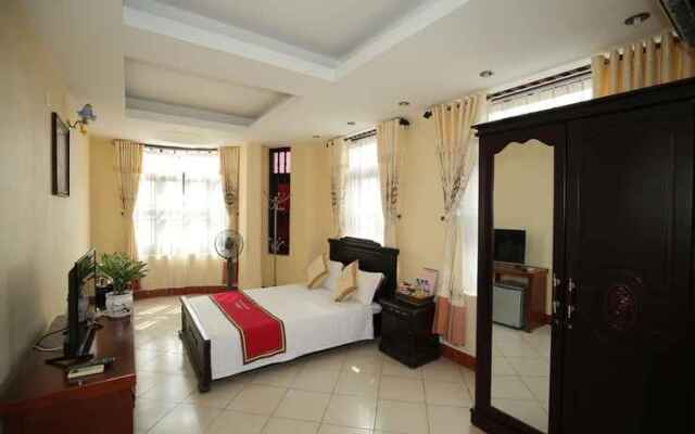 Non Nuoc Hotel