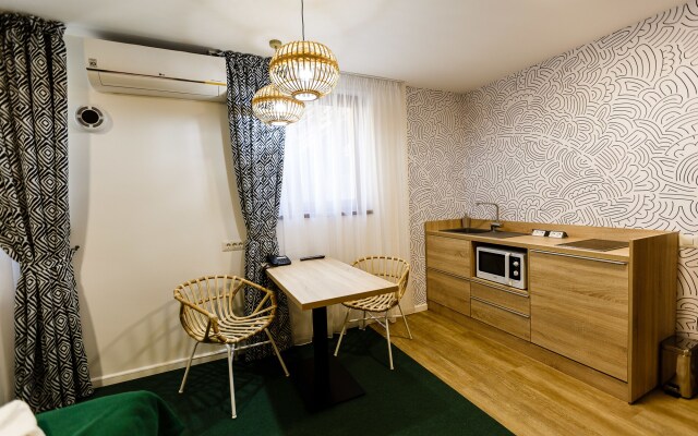 ApartHotel Gutinului