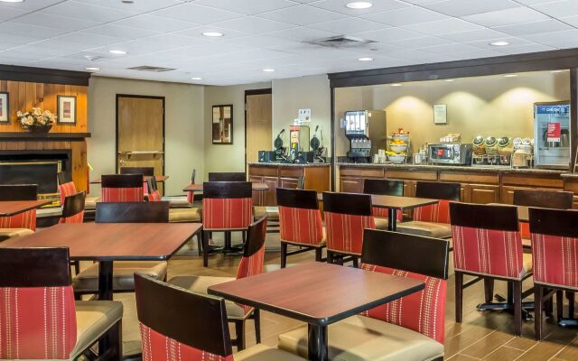 Comfort Suites Near Casinos Norwich-Uncasville CT