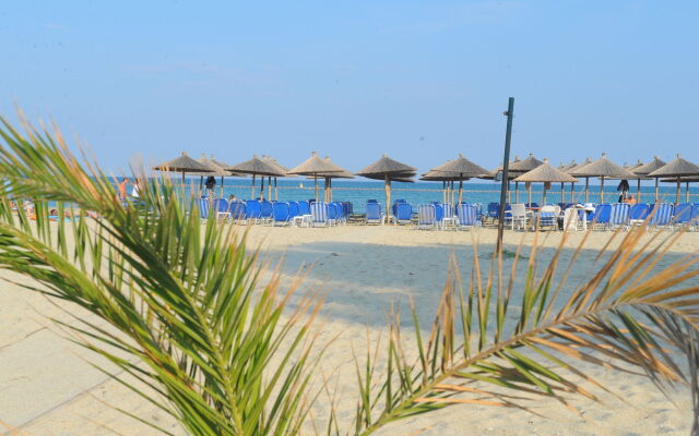 Hotel Platon Beach