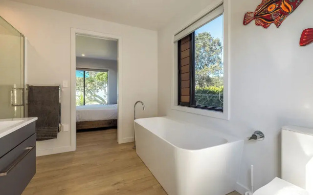 The Golden Pohutukawa Beach House