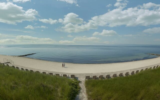 Ocean Mist Beach Hotel & Suites