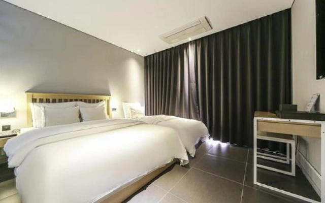 Hotel The Designers Jongno