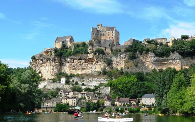Detached House With Dishwasher in South Dordogne
