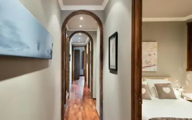 Stay U-nique Apartments Industria II