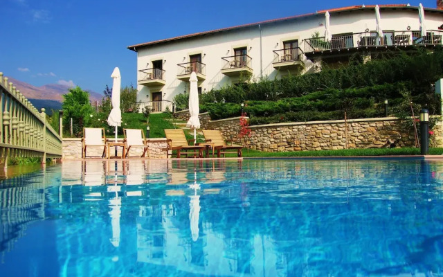 Jennifer Home Hotel - Guest House