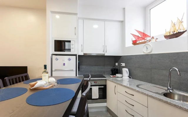 Alfama Spacious 2-Bed Near Feira Da Ladra