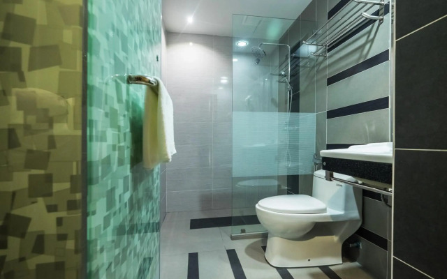 Indra Hotel